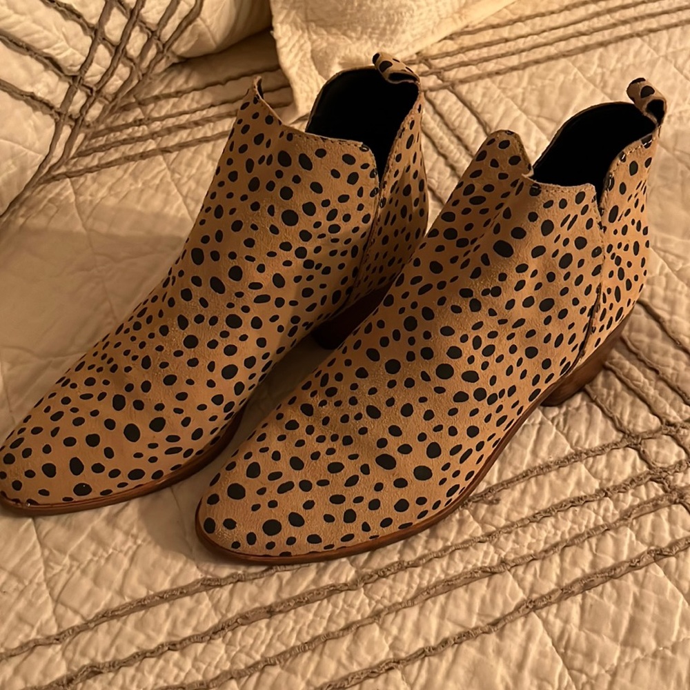 Spotted leather Bootie Dolce Vita